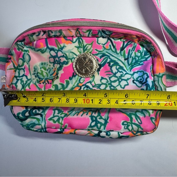 Lilly Pulitzer Runaround Belt Bag Perfect Poppy Soleil Pink, green floral Poppy - Picture 5 of 16